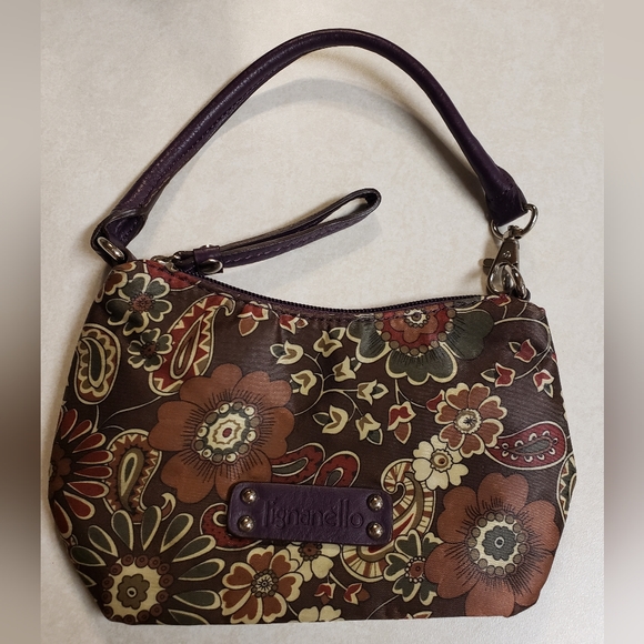 BUNDLE SUGGESTION:  1X Fashion Nova, Birkenstock's (40/9-1/2 US), Tignanello Bag - Picture 4 of 6